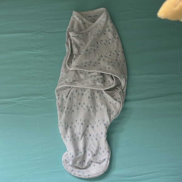 Newborn Velcro swaddles 0-3 month lot multiple colours - Picture 6 of 8